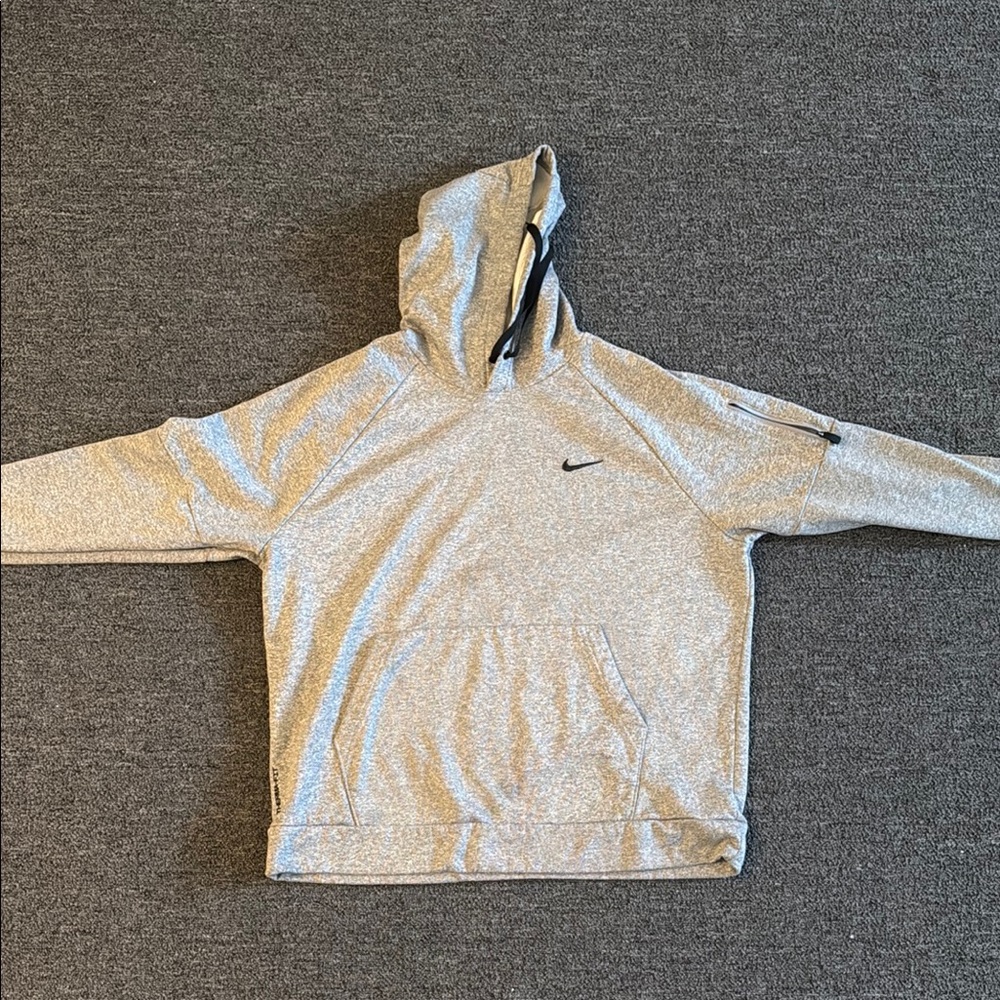 Nike Heather Gray Therma-Fit Pullover